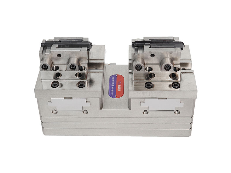 液压自定心虎钳